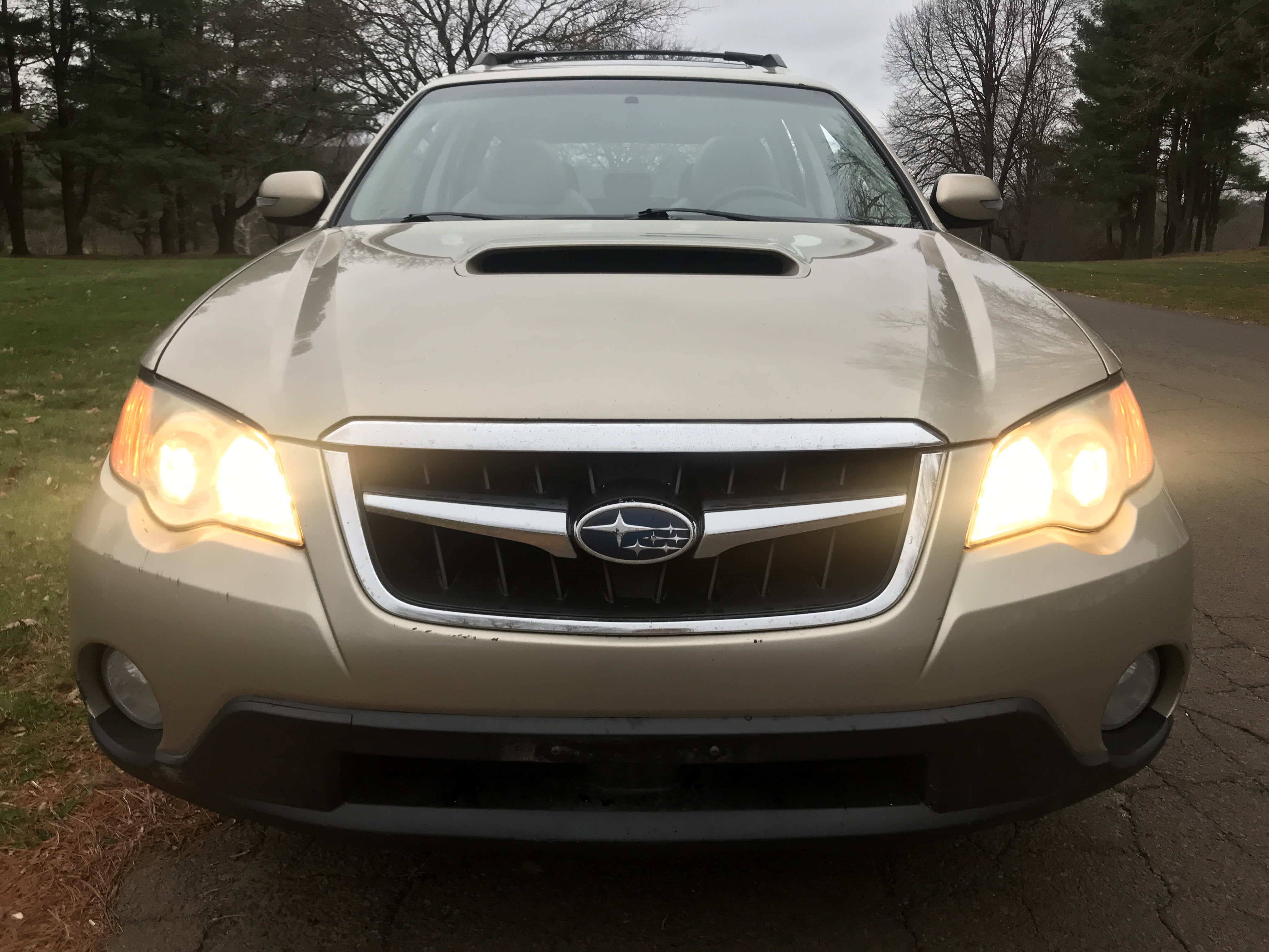 2008 Subaru Outback 2.5XT Limited, EJ255 turbo boxer, full-time symmetrical AWD, 5-speed manual One Owner 71K low mileage — photo 6